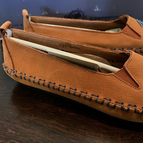 Hush Puppies tan suede loafer vintage NWT 7 - Picture 3 of 10